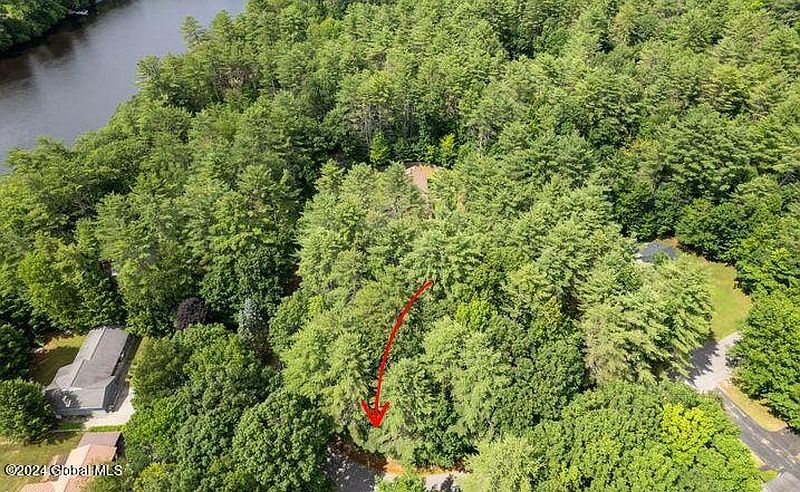 4th image of L20 White Birch Drive