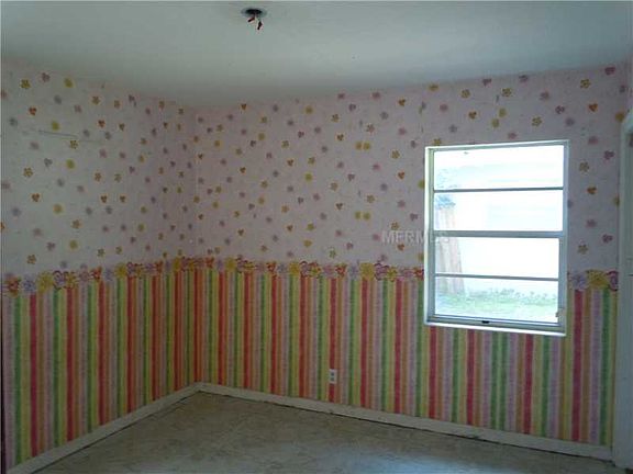 5th image of 1002 N Palm Dr