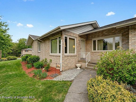4th image of 106 Ulysses Dr