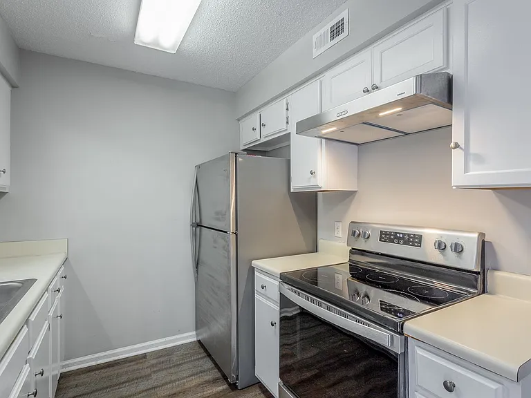 Amberwood Chalet: Modern Comfort in Chattanooga — Photo 31