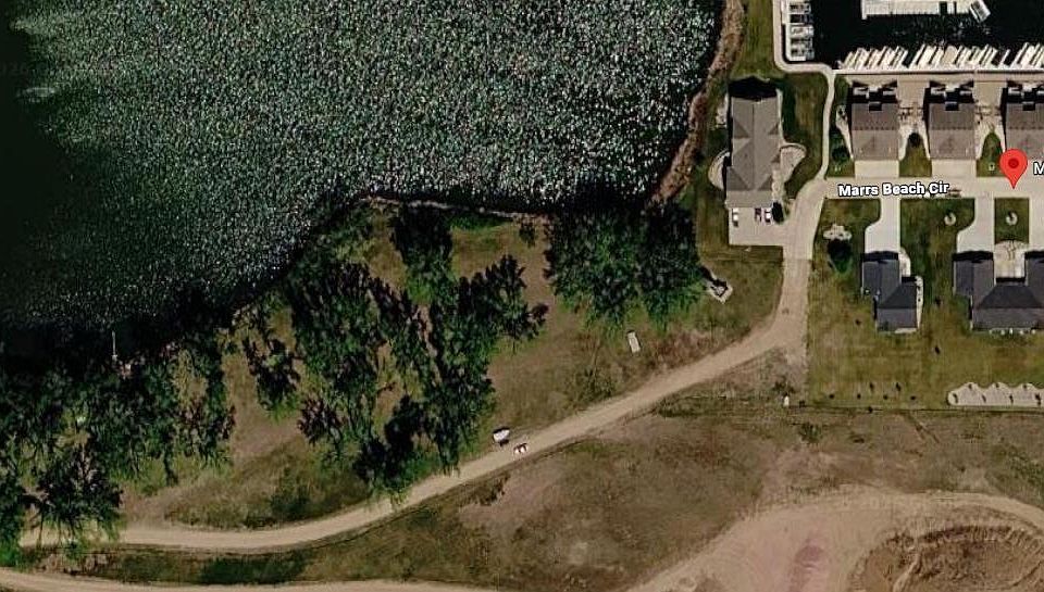 2nd image of 7 Marrs Beach Ln