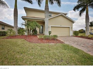 8669 Sumner Ave, Fort Myers, FL 33908
