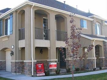 1st image of 12 S Clayton Ct #103