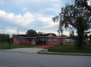 718 Arthur Ave, Lehigh Acres, FL 33936