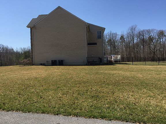 3rd image of 25889 Trojan Horse Ln