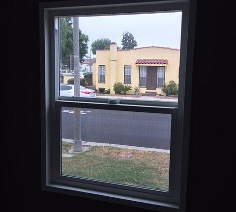 5th image of 7531 S Halldale Ave