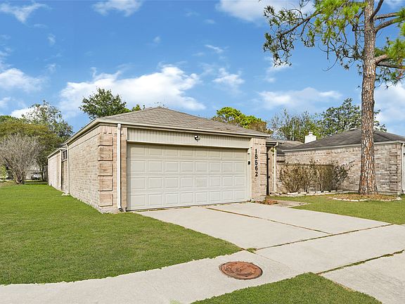 2nd image of 18562 Meadows Way Dr #18562