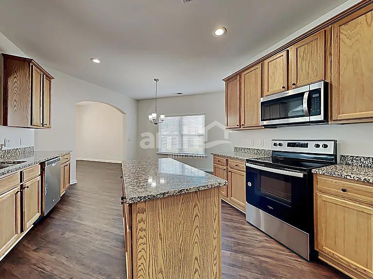 37 Sand Live Oak Dr — Photo 3