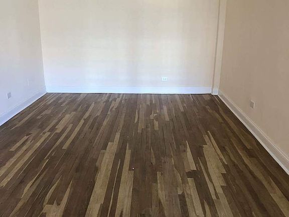 4th image of 14210 Roosevelt Ave APT 314