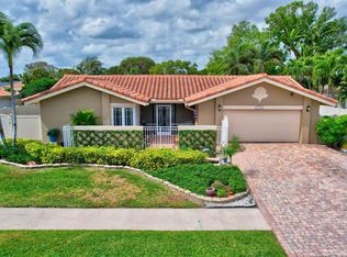 17745 Foxwood Way, Boca Raton, FL 33487