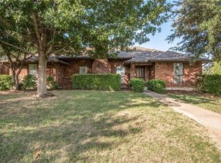 2100 Carmel Pl, Carrollton, TX 75006