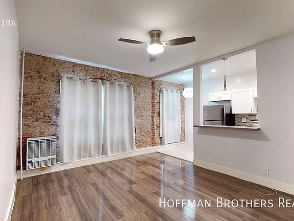 4th image of 250 S Kenmore Ave APT 402