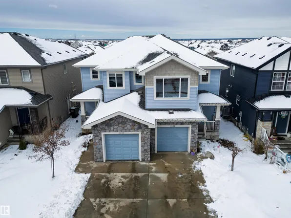 2132 52nd St SW, Edmonton, AB T6X 1Z7