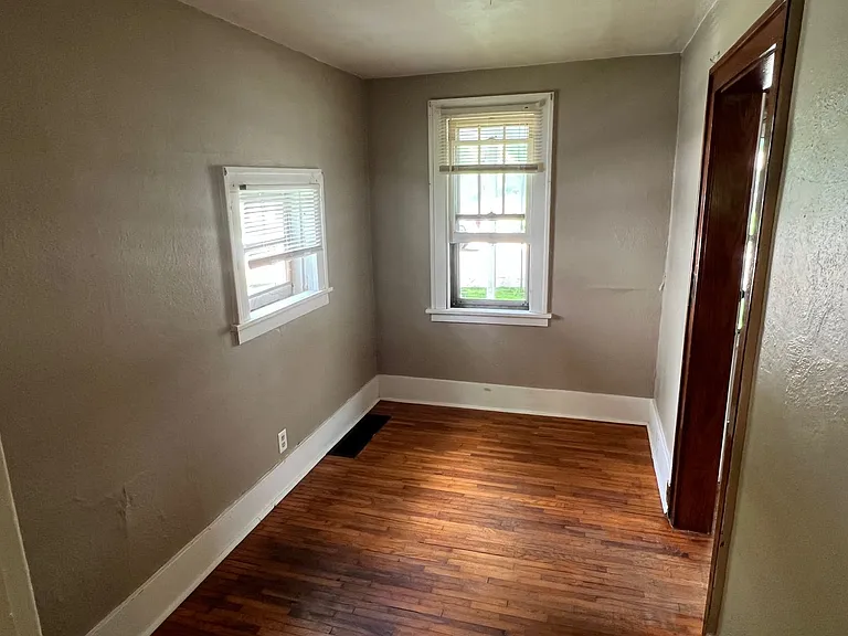 511 N Garfield Ave — Photo 10