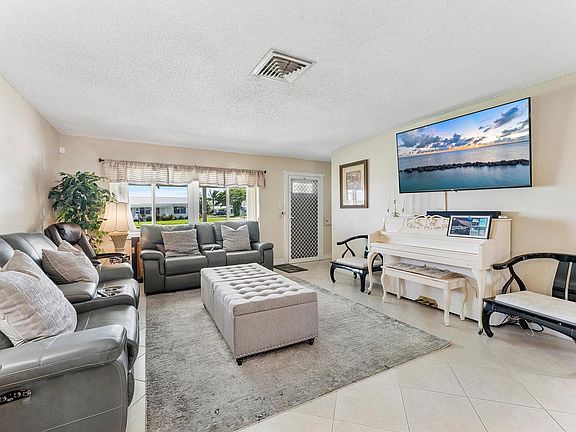 5th image of 2399 SW Congress Boulevard