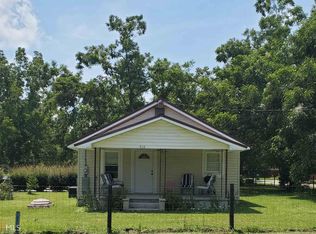 310 E Lee St, Brooklet, GA 30415