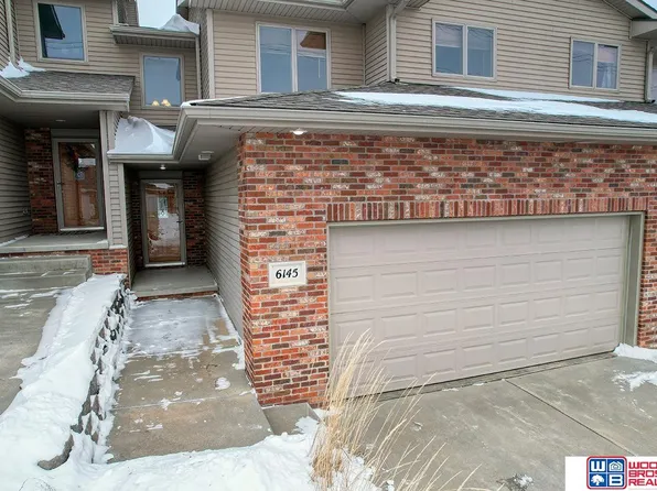 6145 Laroche Rd, Lincoln, NE 68526