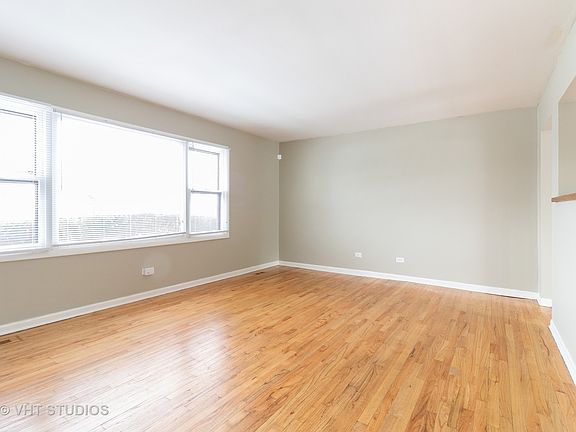 2nd image of 20031 Orchard Ave