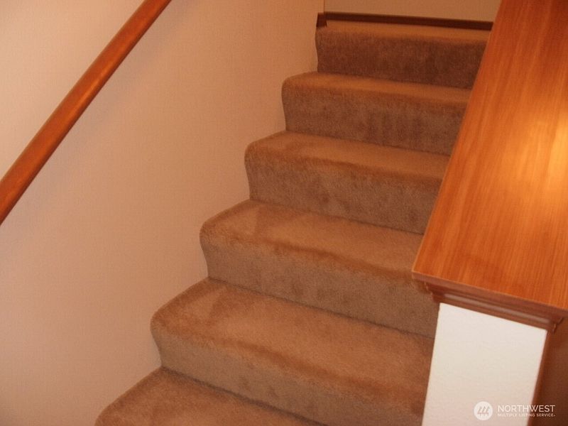 4th image of 7229 Vandermark Road E