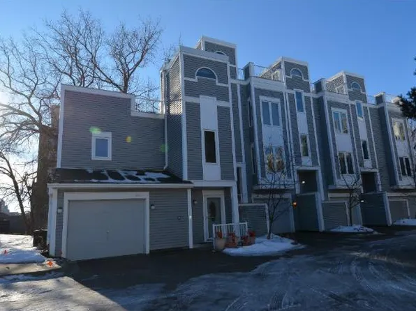 200 N 2nd St #E, Minneapolis, MN 55401