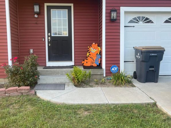 233 Depot Cir, Galesburg, MI 49053