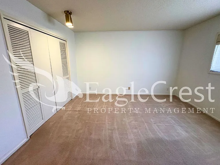 364 Catherine St #M1 — Photo 43