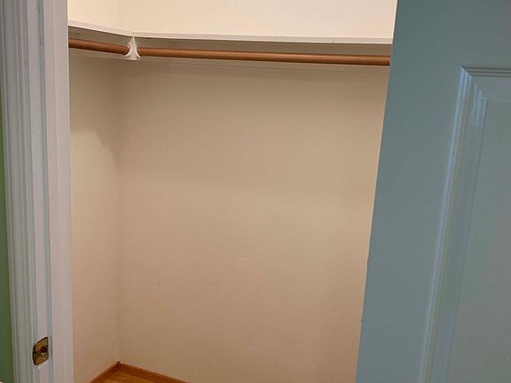 3rd image of 441 Cypress Ave