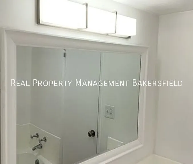2423 Olive St #2423 — Photo 11