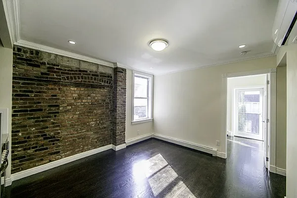 Rented by Voro New York | media 4