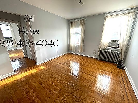 4th image of 30-95 30th St #4E