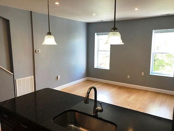 3rd image of 3945 Haverford Ave #2