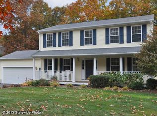 4 Woodmist Cir, Coventry, RI 02816