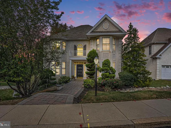 1018 Riverview Ln, Conshohocken, PA 19428