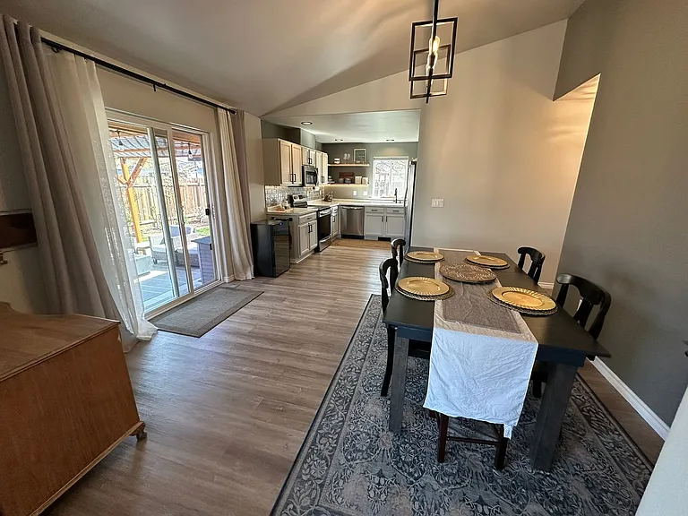 2508 N Ellington St — Photo 11