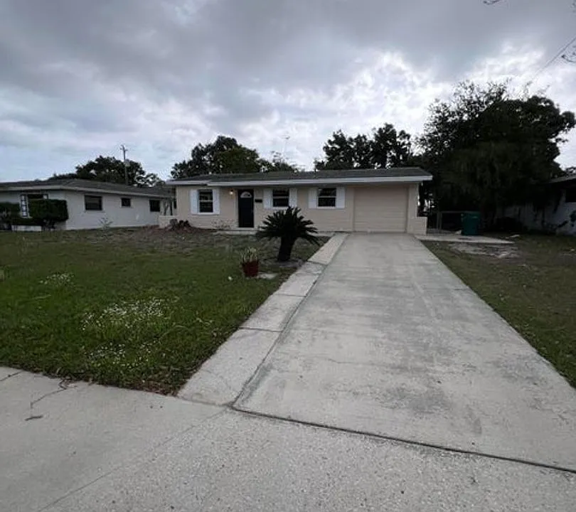 849 Tupelo Dr