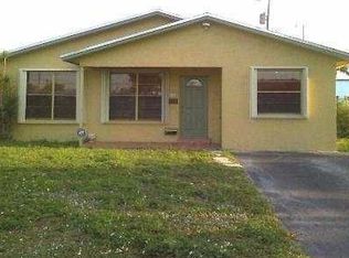 6605 SW 1st Ct, Pembroke Pines, FL 33023