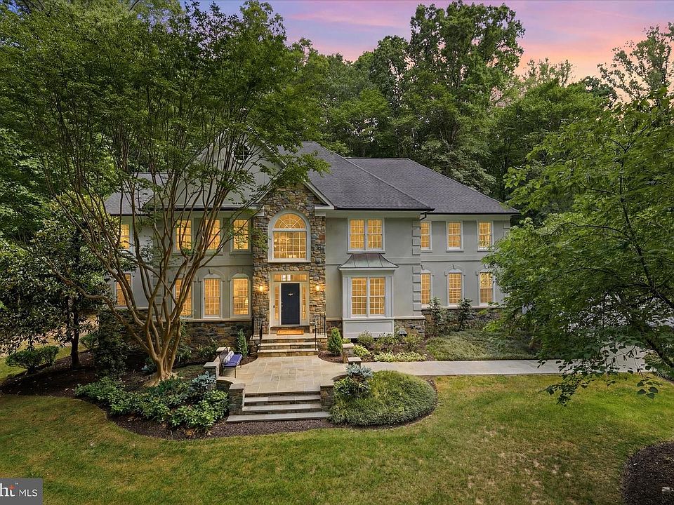 1st image of 7211 Twelve Oaks Dr