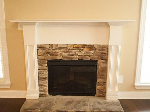 4th image of 733 Herrington Dr