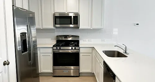 Axis at Veranda Rental Homes Photo 1