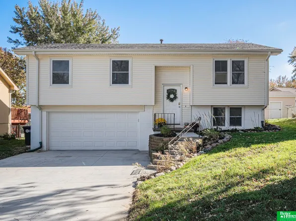 12723 Larimore Ave, Omaha, NE 68164