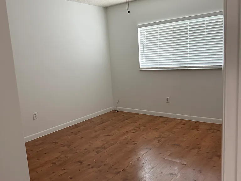 6900 SW 104th Ct — Photo 10