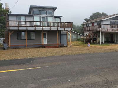 25955 Beach Dr, Rockaway Beach, OR, 97136