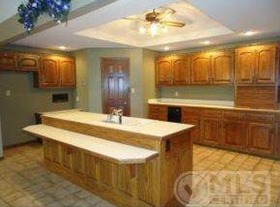 4704 Seagraves Dr, Joplin, MO 64804