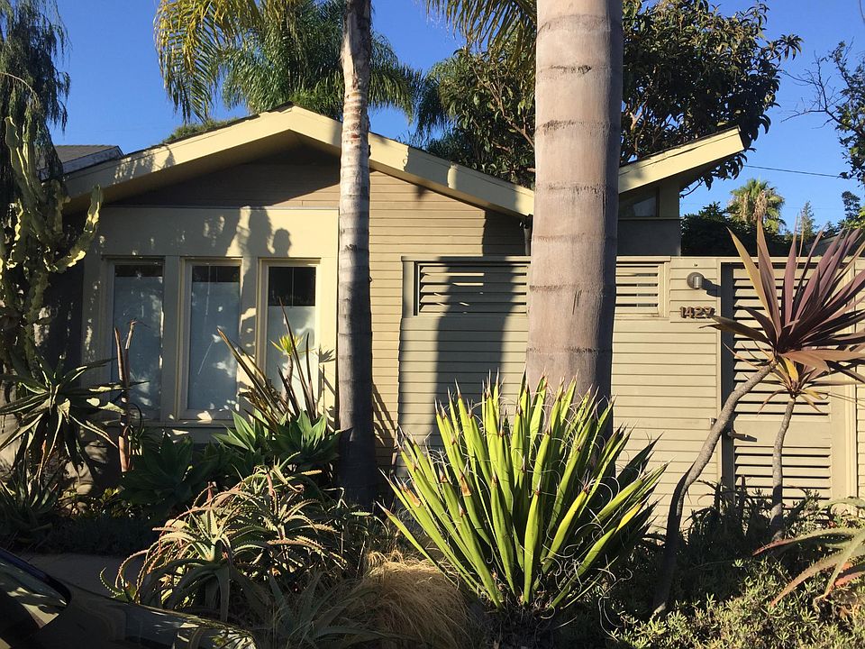 1st image of 1427 Cabrillo Ave