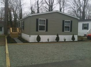 8 Fir Ln, Eastampton, NJ 08060