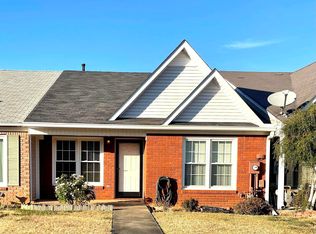 308 Woodridge Dr SW, Decatur, AL 35601
