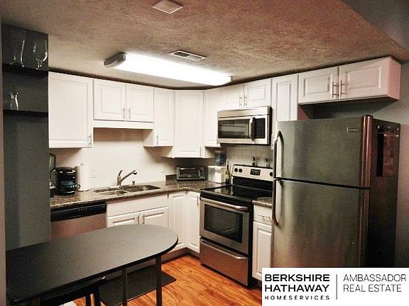 2nd image of 2313 S Harney St #2001