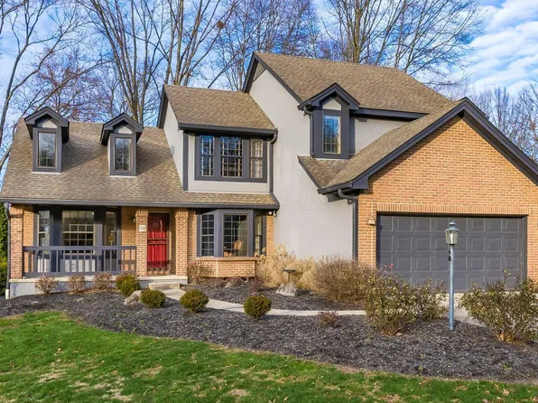 128 Academy Woods Dr, Columbus, OH 43230