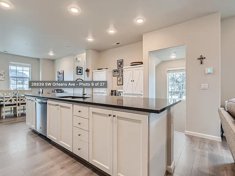 28839 SW Orleans Ave — Photo 3