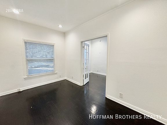 4th image of 960 S Ardmore Ave APT 2